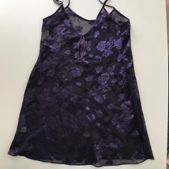 Semi-Sheer Deep Purple Gilligan & O’Malley Satin Floral Slip Nightgown Size S - Picture 4 of 6